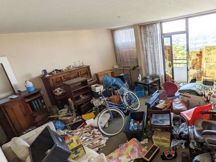 Entrümpelung in Wiesbaden Vorher